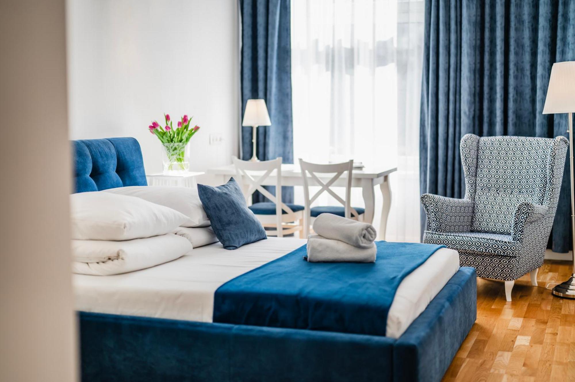 Ferienwohnung Wenecja Parking Gratis Moxy Te&Am Cracow Krakau Exterior foto